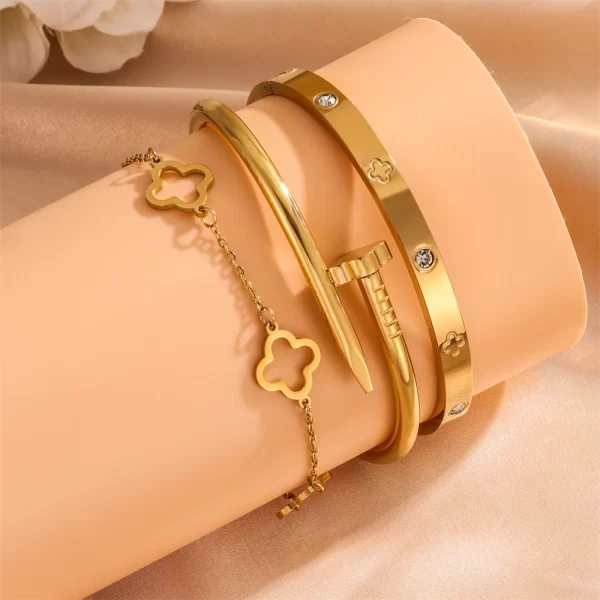 3-piece set French Lucky Clover Women's Bracelet Set High Quality Stainless Steel Hot Selling Bracelet Charm Feeling Jewelry Gif - Image 2